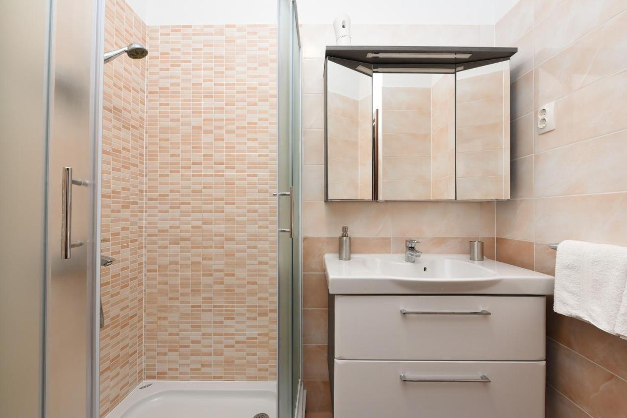 Apartment Sonja Затон Екстериор снимка